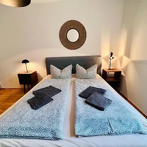 Alte Schönhauser Lux Berlin
